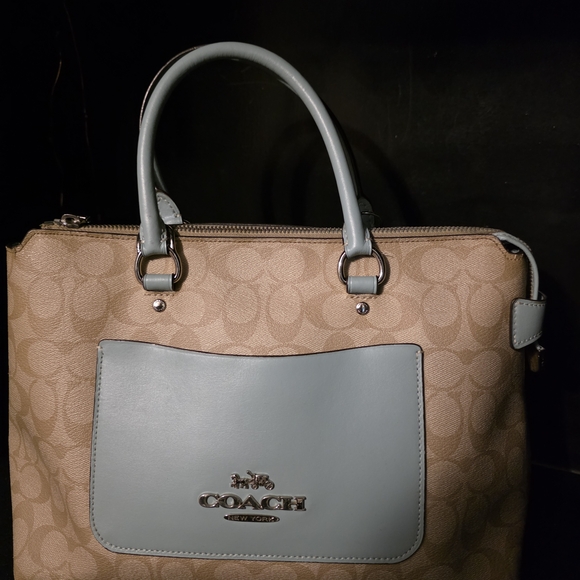 Coach Heather Blue And Taditinal Khaki Shoulder Bag - Picture 2 of 9